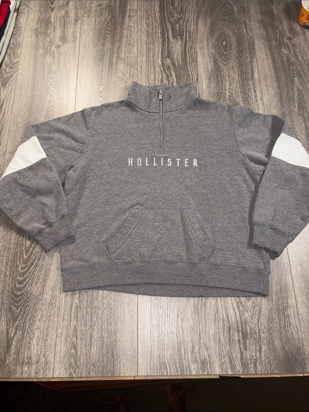 Hollister Women’s Gray Quarter-Zip Sweatshirt XS
